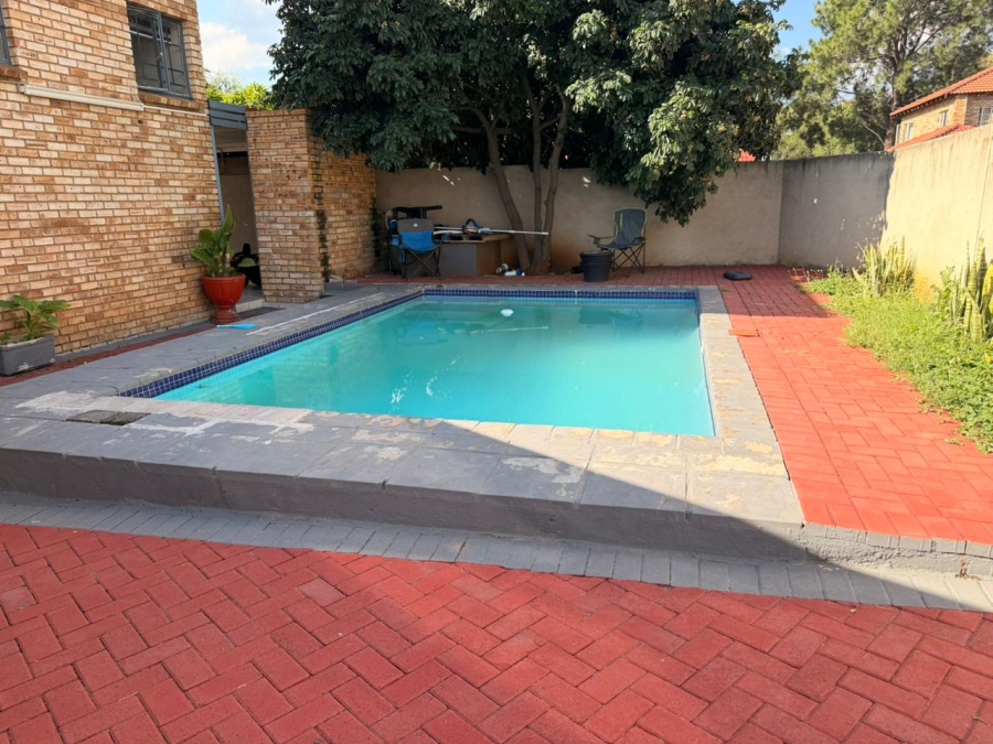 4 Bedroom Property for Sale in Waterval East North West